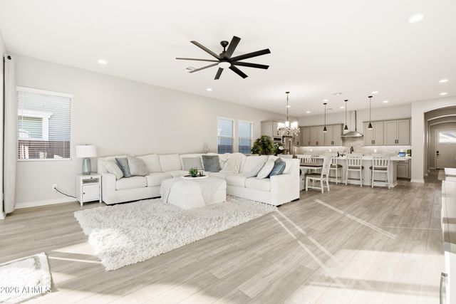 22889 E CARRIAGE Way, Queen Creek, AZ 85142