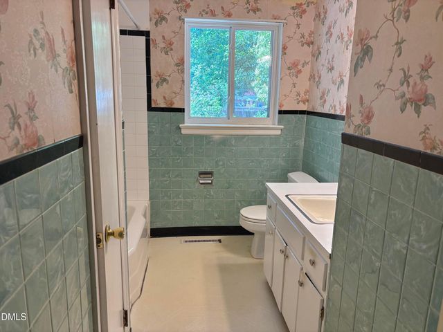 3605 Duke Homestead Road, Durham, NC 27704