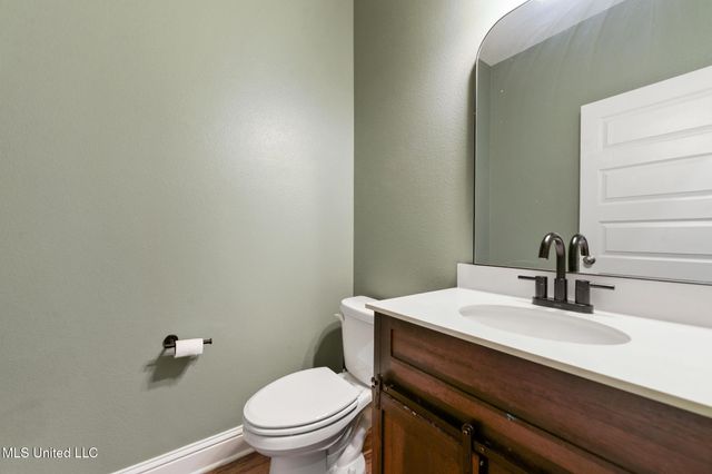 148 Oyster Catcher Cove, Ocean Springs, MS 39564