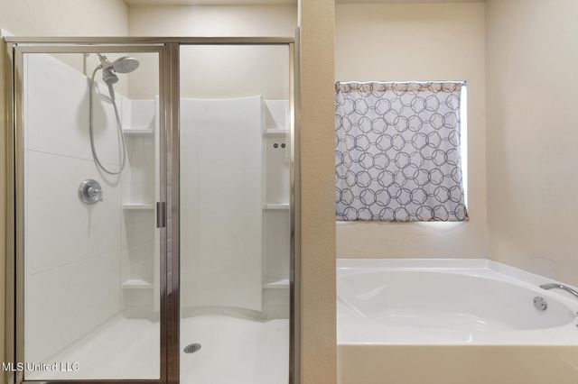 148 Oyster Catcher Cove, Ocean Springs, MS 39564