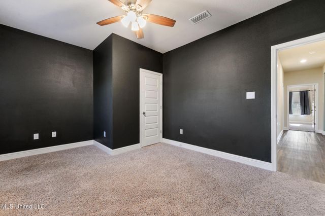 148 Oyster Catcher Cove, Ocean Springs, MS 39564