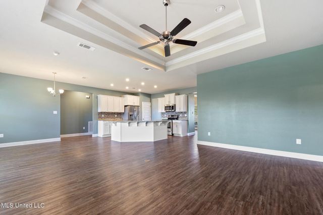 148 Oyster Catcher Cove, Ocean Springs, MS 39564