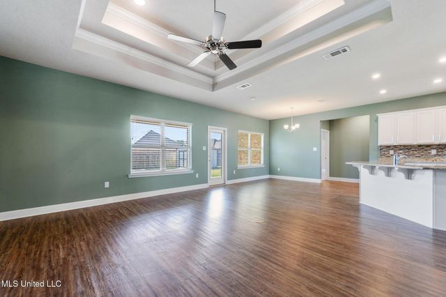 148 Oyster Catcher Cove, Ocean Springs, MS 39564