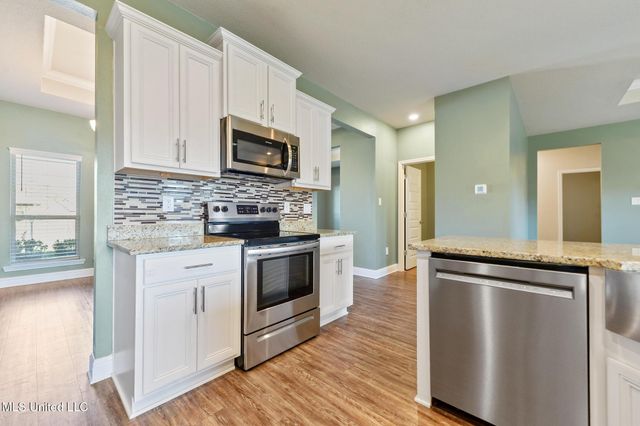 148 Oyster Catcher Cove, Ocean Springs, MS 39564