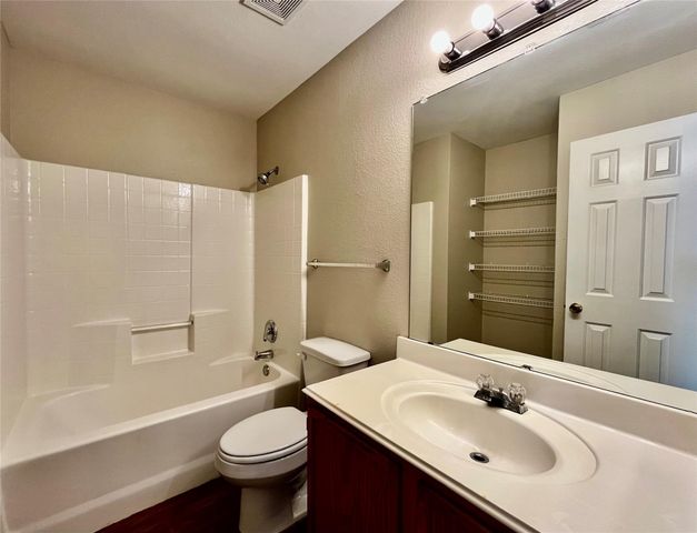 2200 Lookout Lane, Denton, TX 76207
