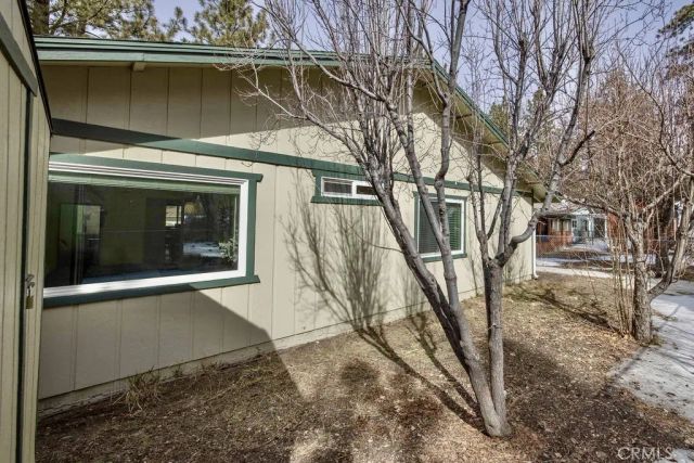 632 E Meadow Lane, Big Bear City, CA 92314