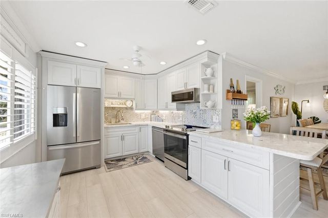 500 Teryl RD 2312, Naples, FL 34112