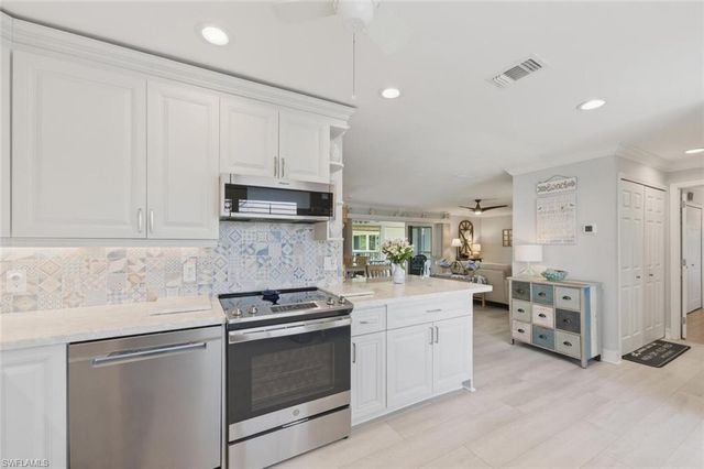 500 Teryl RD 2312, Naples, FL 34112