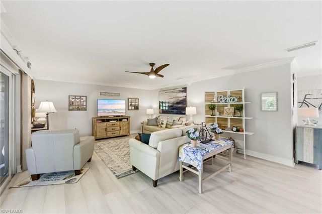 500 Teryl RD 2312, Naples, FL 34112