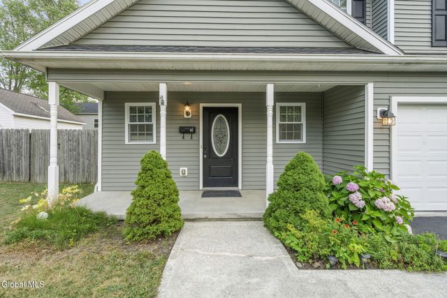 3 Launfal Street, Colonie, NY 12205