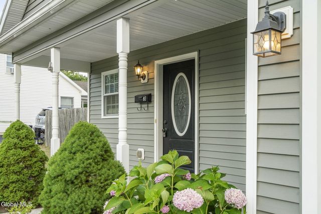 3 Launfal Street, Colonie, NY 12205
