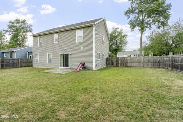 3 Launfal Street, Colonie, NY 12205