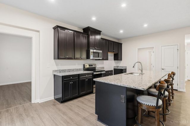 415 Pleasant Ridge Drive, Lebanon, OH 45036