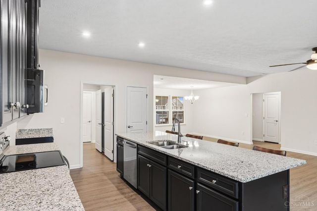 415 Pleasant Ridge Drive, Lebanon, OH 45036