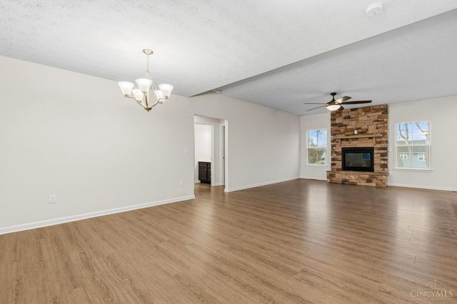 415 Pleasant Ridge Drive, Lebanon, OH 45036