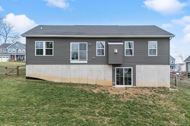 415 Pleasant Ridge Drive, Lebanon, OH 45036