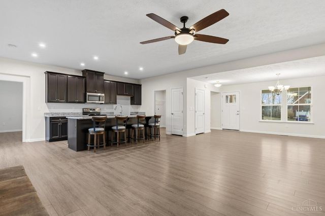 415 Pleasant Ridge Drive, Lebanon, OH 45036