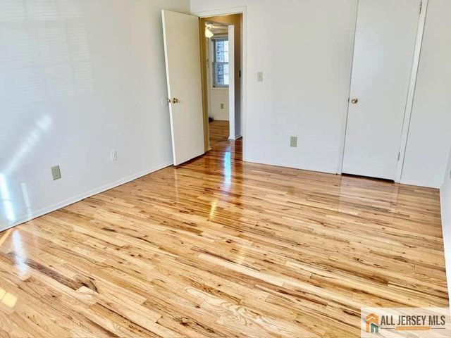 25 Cyprus Lane D, Old Bridge, NJ 08857
