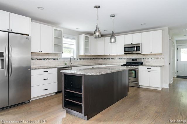 805 Forest Avenue, Royal Oak, MI 48067