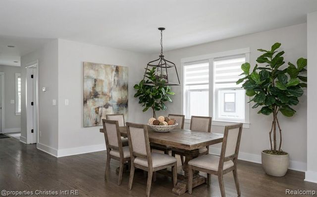 805 Forest Avenue, Royal Oak, MI 48067