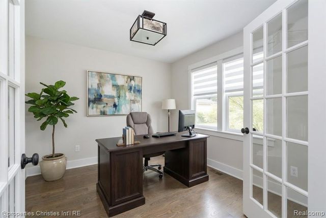 805 Forest Avenue, Royal Oak, MI 48067