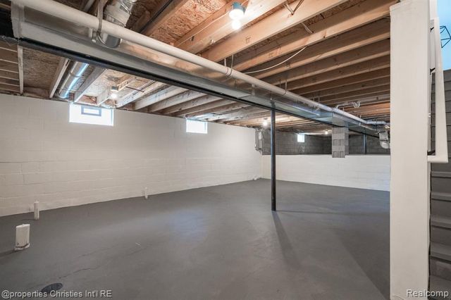 805 Forest Avenue, Royal Oak, MI 48067