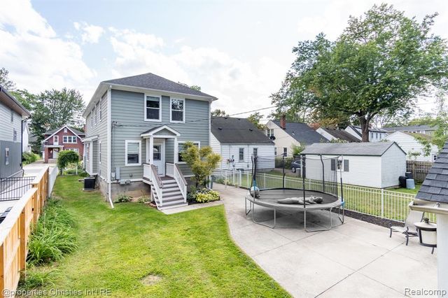 805 Forest Avenue, Royal Oak, MI 48067