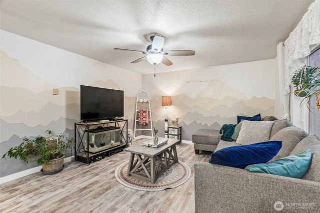 324 Cedar Court, Winlock, WA 98596