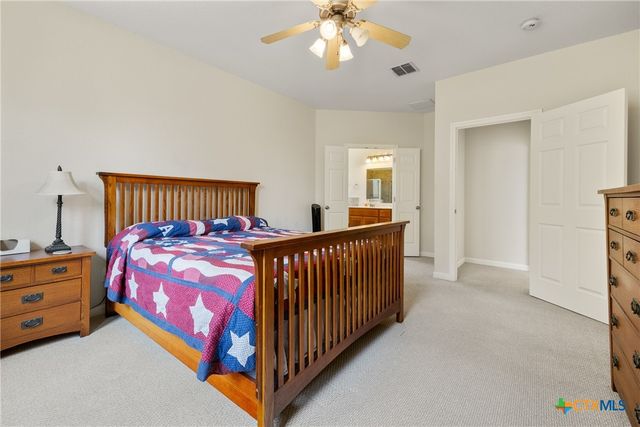 1262 Morning Glory Lane, Adkins, TX 78101