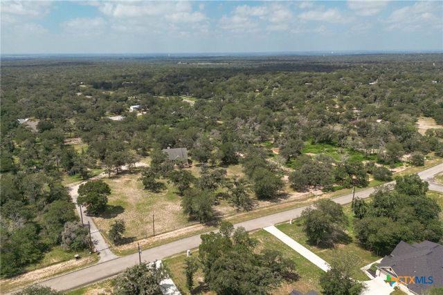 1262 Morning Glory Lane, Adkins, TX 78101
