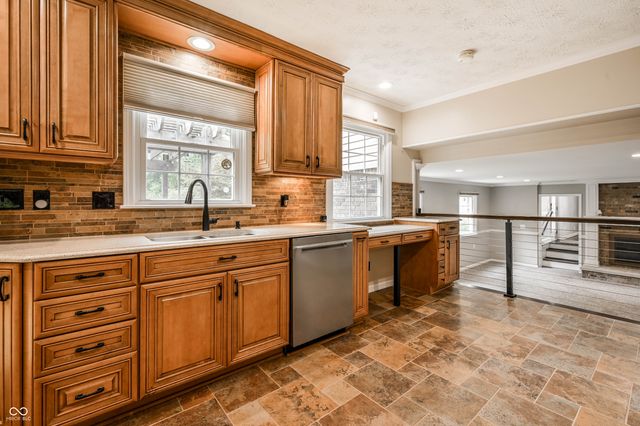 3145 E 71st Street, Indianapolis, IN 46220