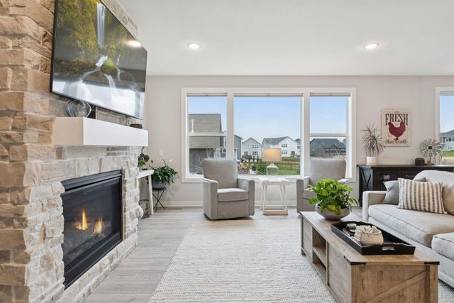 10173 Arrowwood Trail, Woodbury, MN 55129