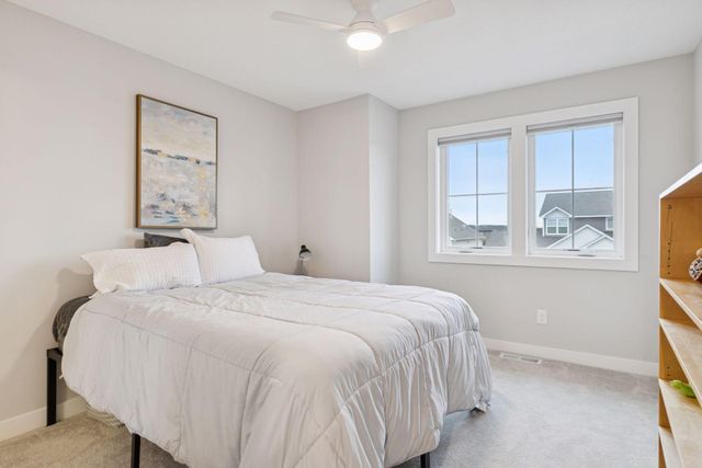 10173 Arrowwood Trail, Woodbury, MN 55129