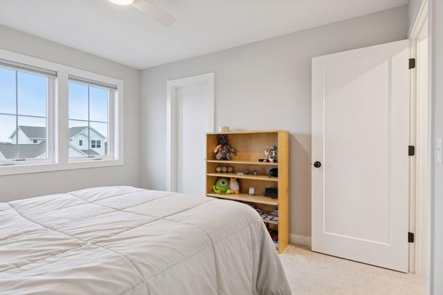 10173 Arrowwood Trail, Woodbury, MN 55129