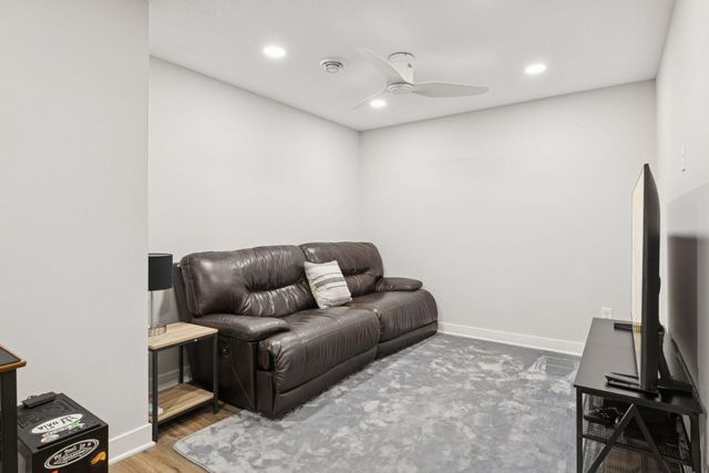 10173 Arrowwood Trail, Woodbury, MN 55129