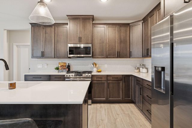 10173 Arrowwood Trail, Woodbury, MN 55129