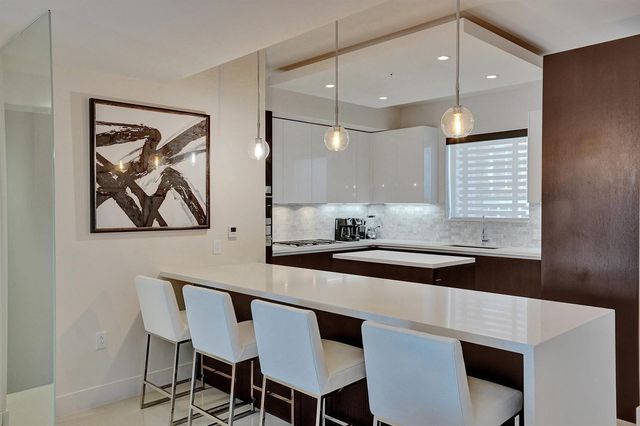 3040 N Ocean Boulevard N205, Fort Lauderdale, FL 33308