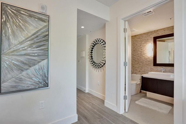 3040 N Ocean Boulevard N205, Fort Lauderdale, FL 33308