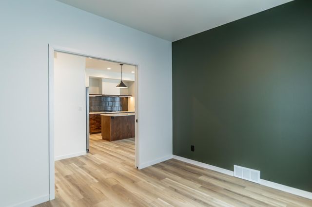 6867 Sun Valley Blvd, Horace, ND 58047