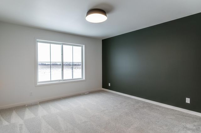 6867 Sun Valley Blvd, Horace, ND 58047