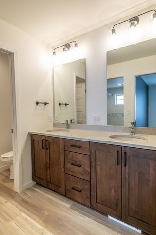 6867 Sun Valley Blvd, Horace, ND 58047