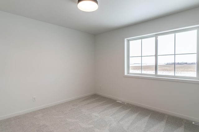 6867 Sun Valley Blvd, Horace, ND 58047