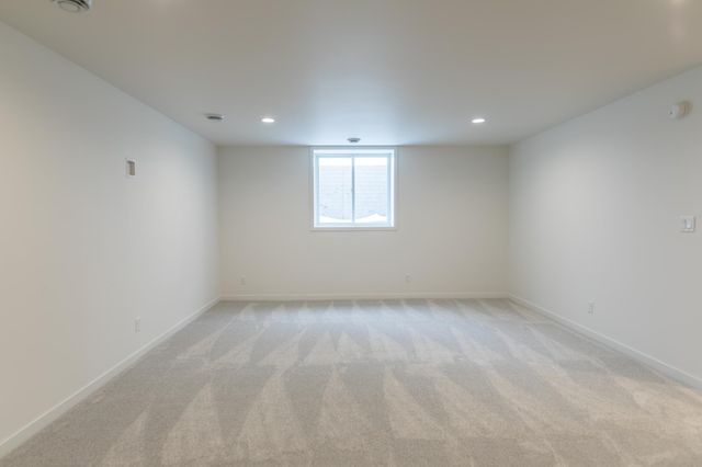 6867 Sun Valley Blvd, Horace, ND 58047