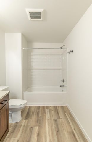 6867 Sun Valley Blvd, Horace, ND 58047