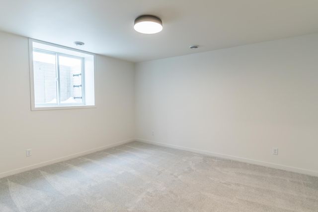 6867 Sun Valley Blvd, Horace, ND 58047