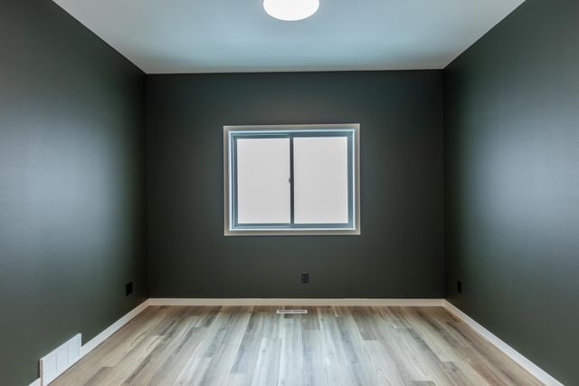 6867 Sun Valley Blvd, Horace, ND 58047