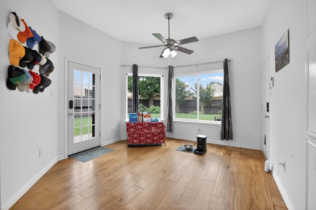 1517 Caldwell Circle, Carrollton, TX 75010