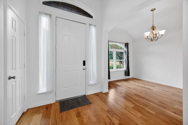 1517 Caldwell Circle, Carrollton, TX 75010