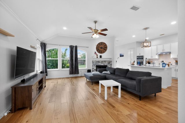 1517 Caldwell Circle, Carrollton, TX 75010