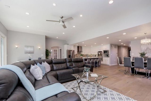 52 Murray Court, Redwood City, CA 94061